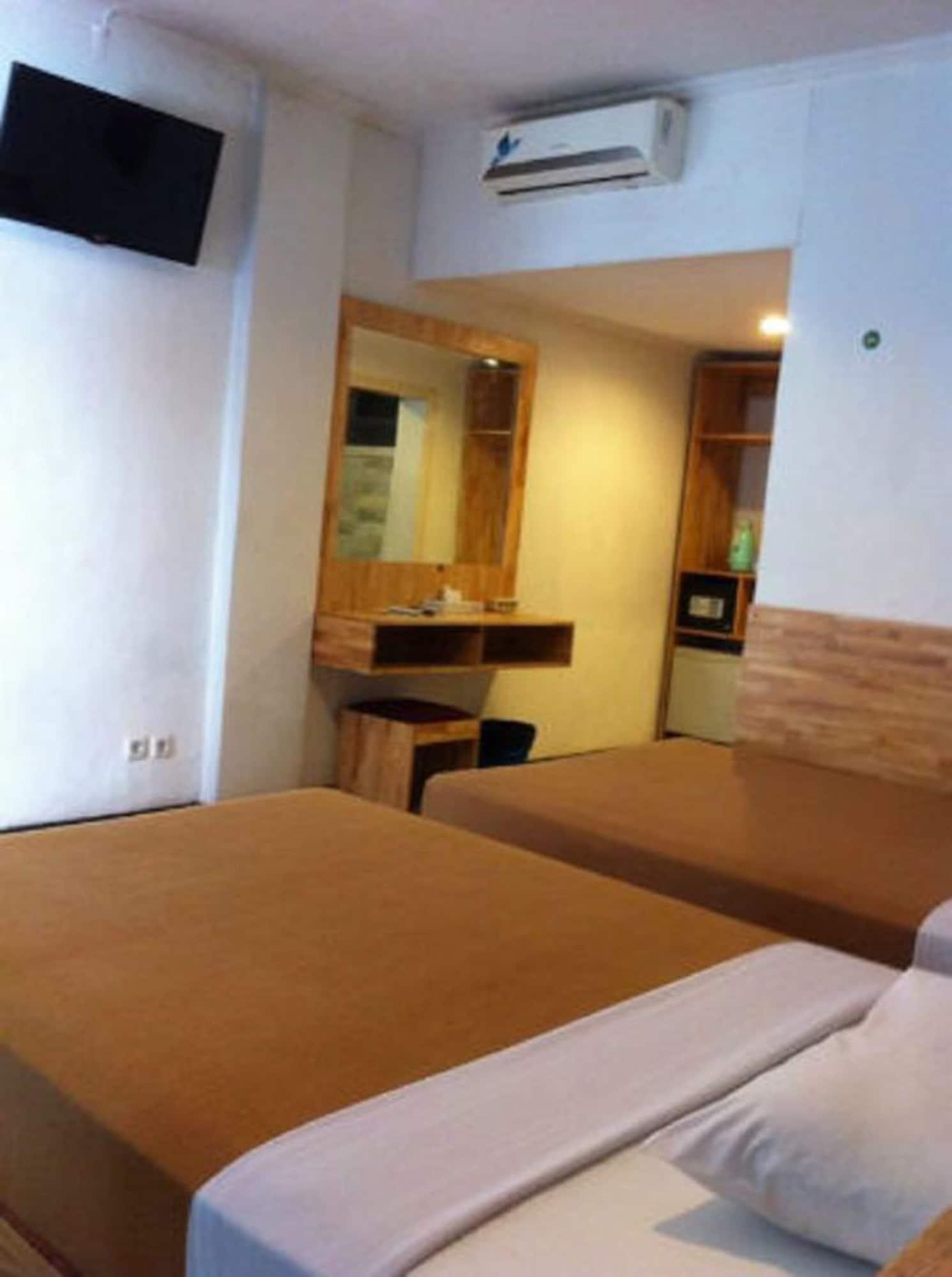 Hotel Karthi Kuta Kuta Lombok Exteriör bild