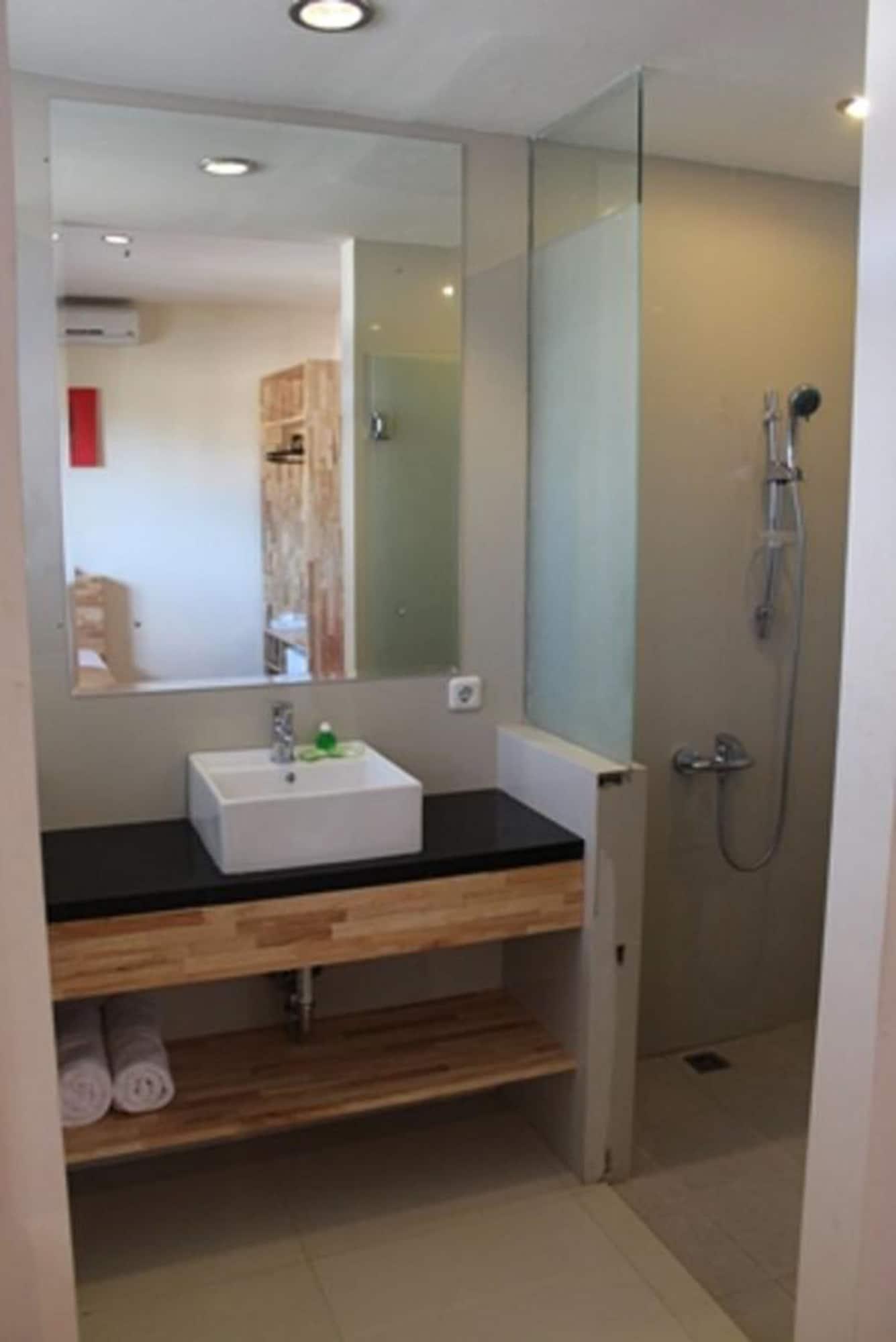 Hotel Karthi Kuta Kuta Lombok Exteriör bild