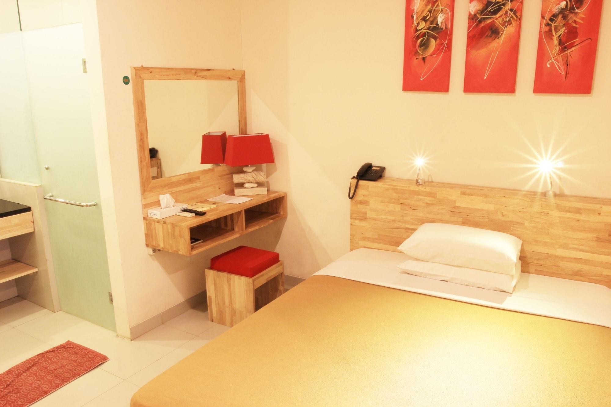 Hotel Karthi Kuta Kuta Lombok Exteriör bild
