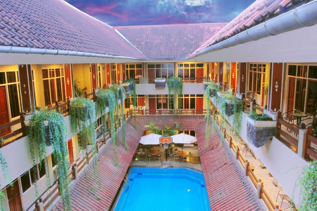 Hotel Karthi Kuta Kuta Lombok Exteriör bild