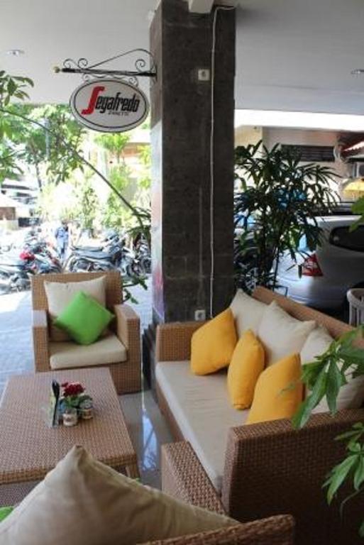 Hotel Karthi Kuta Kuta Lombok Exteriör bild