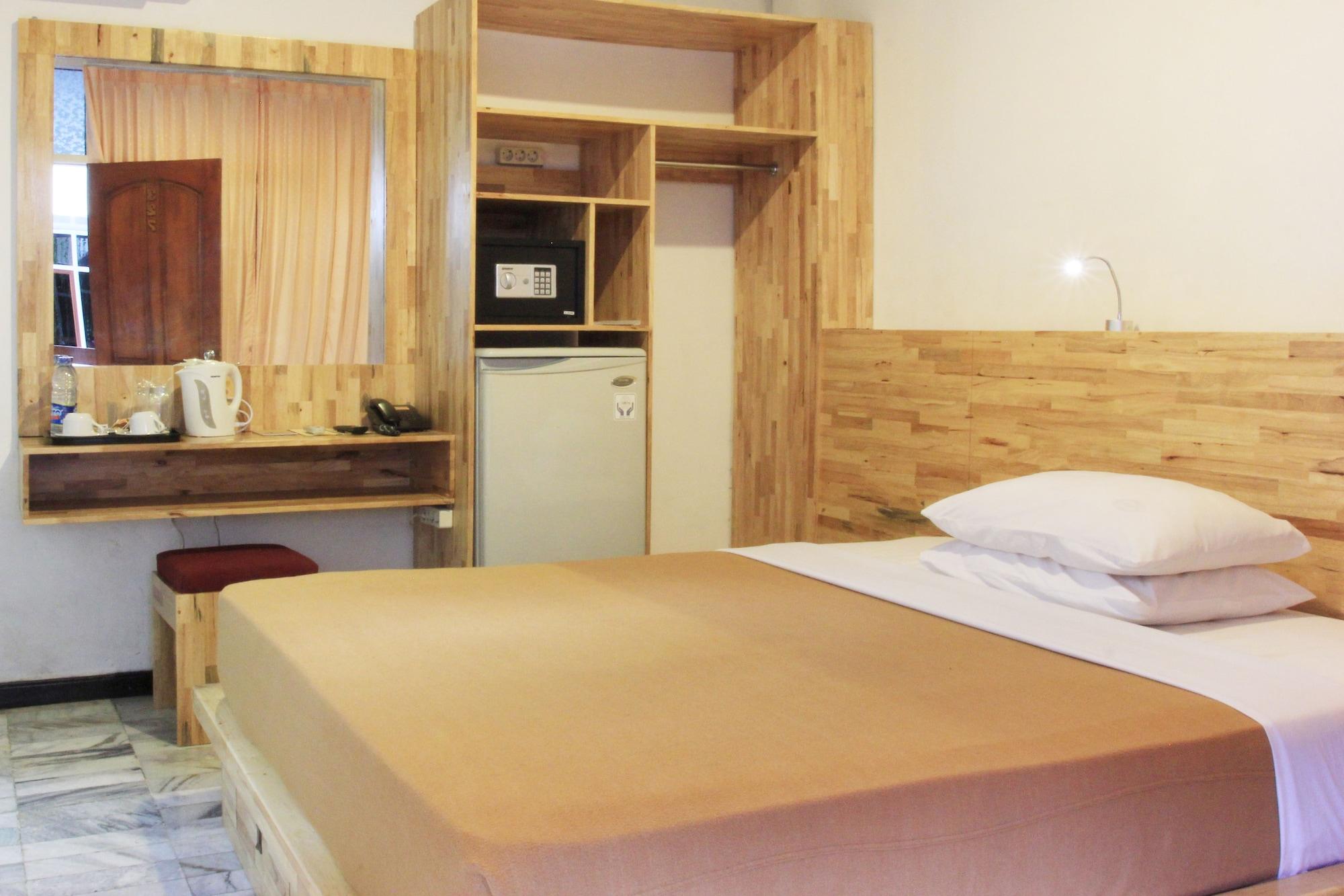 Hotel Karthi Kuta Kuta Lombok Exteriör bild