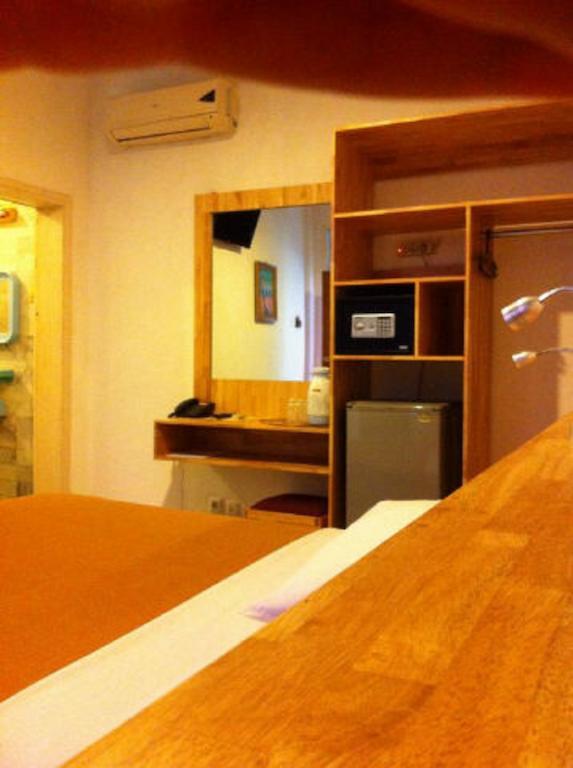 Hotel Karthi Kuta Kuta Lombok Rum bild